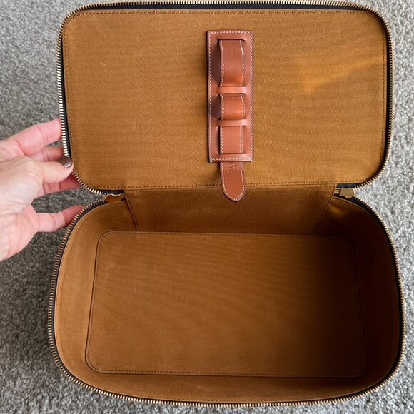 Celine Top Handle Large Toiletry - Picture 5 of 6